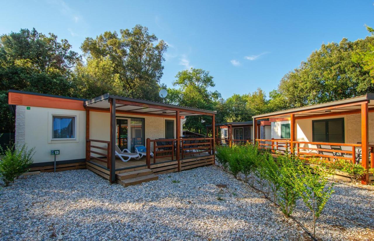 Centinera Deluxe Mobile Homes Kamp 3*